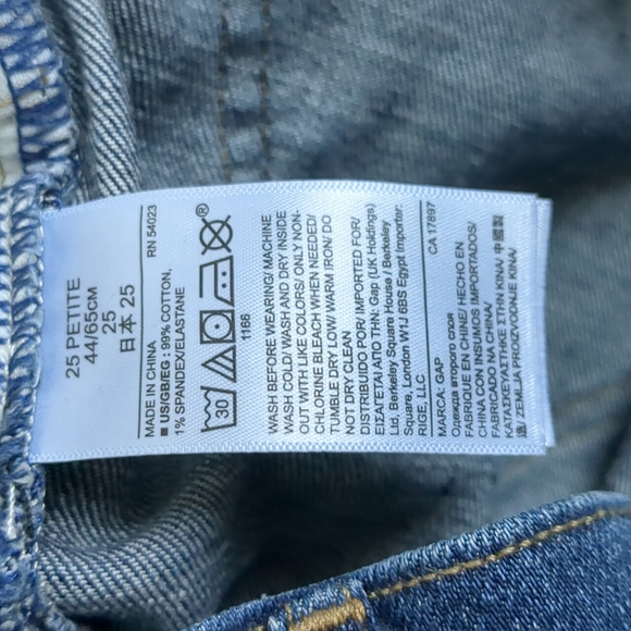 Gap real straight blue jeans, size petite 25 - Picture 4 of 4